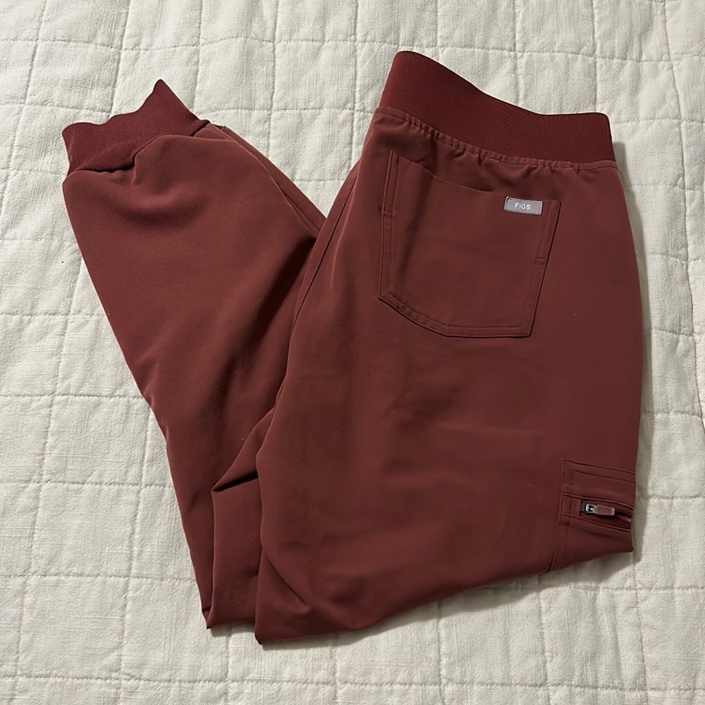 FIGS Zamora Jogger Scrub pants